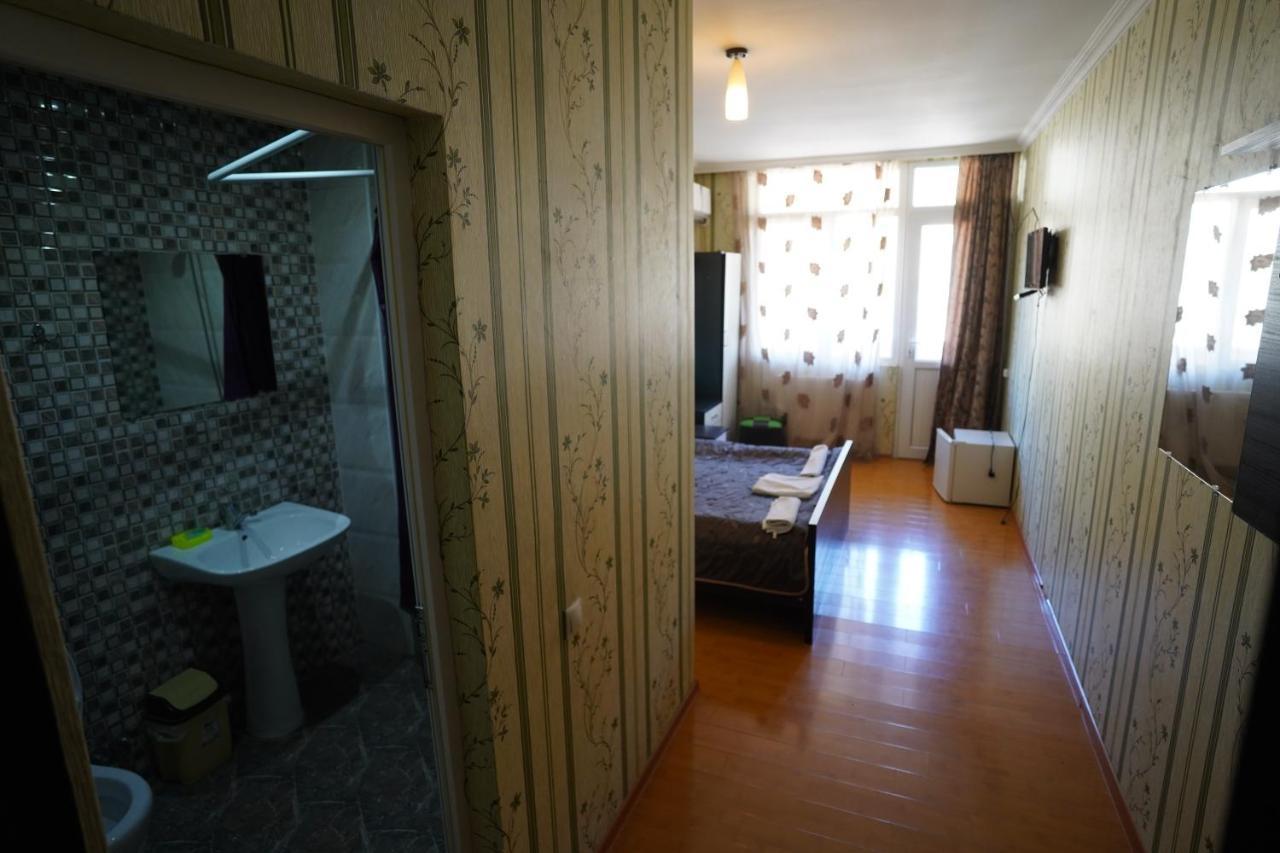Imperator 1 Hotel 库塔伊西 外观 照片