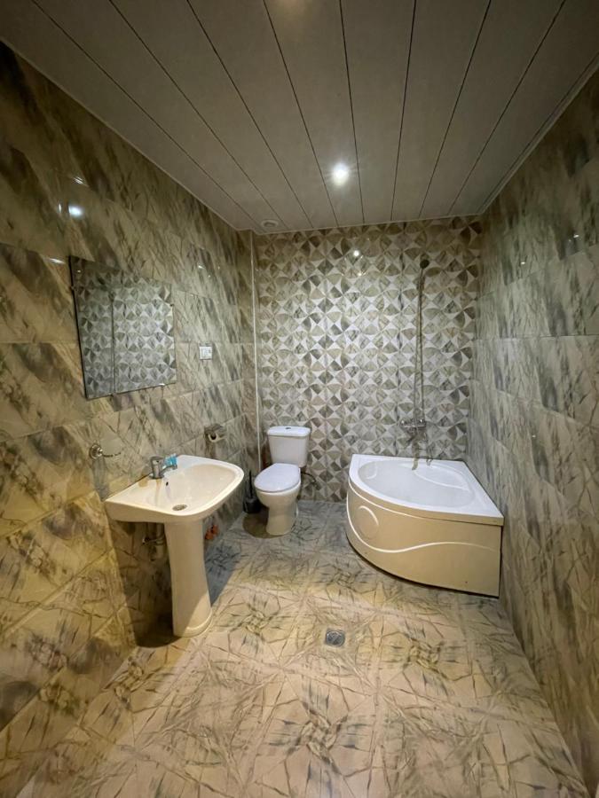 Imperator 1 Hotel 库塔伊西 外观 照片